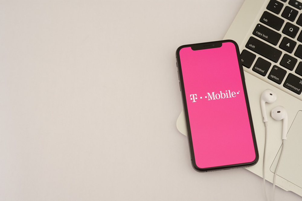 How to See Someone Text Messages on t mobile